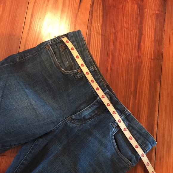 Kut from the Kloth jeans. 6 - Picture 7 of 9